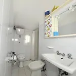 Se237- Senigallia, Comodo Trilocale Vicinissimo Dal Mare *